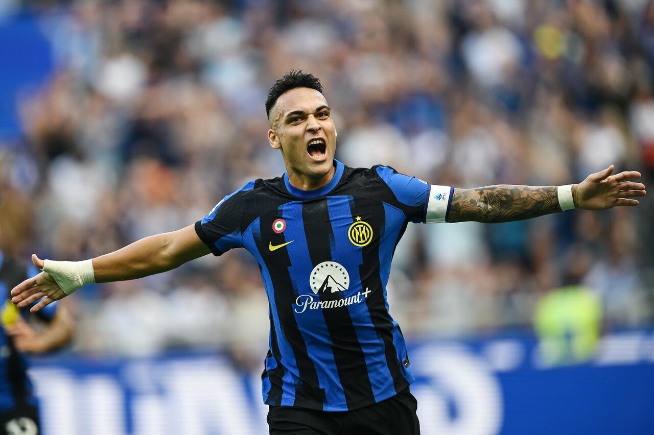 Lautaro Martinez esulto dopo la rete al Bologna