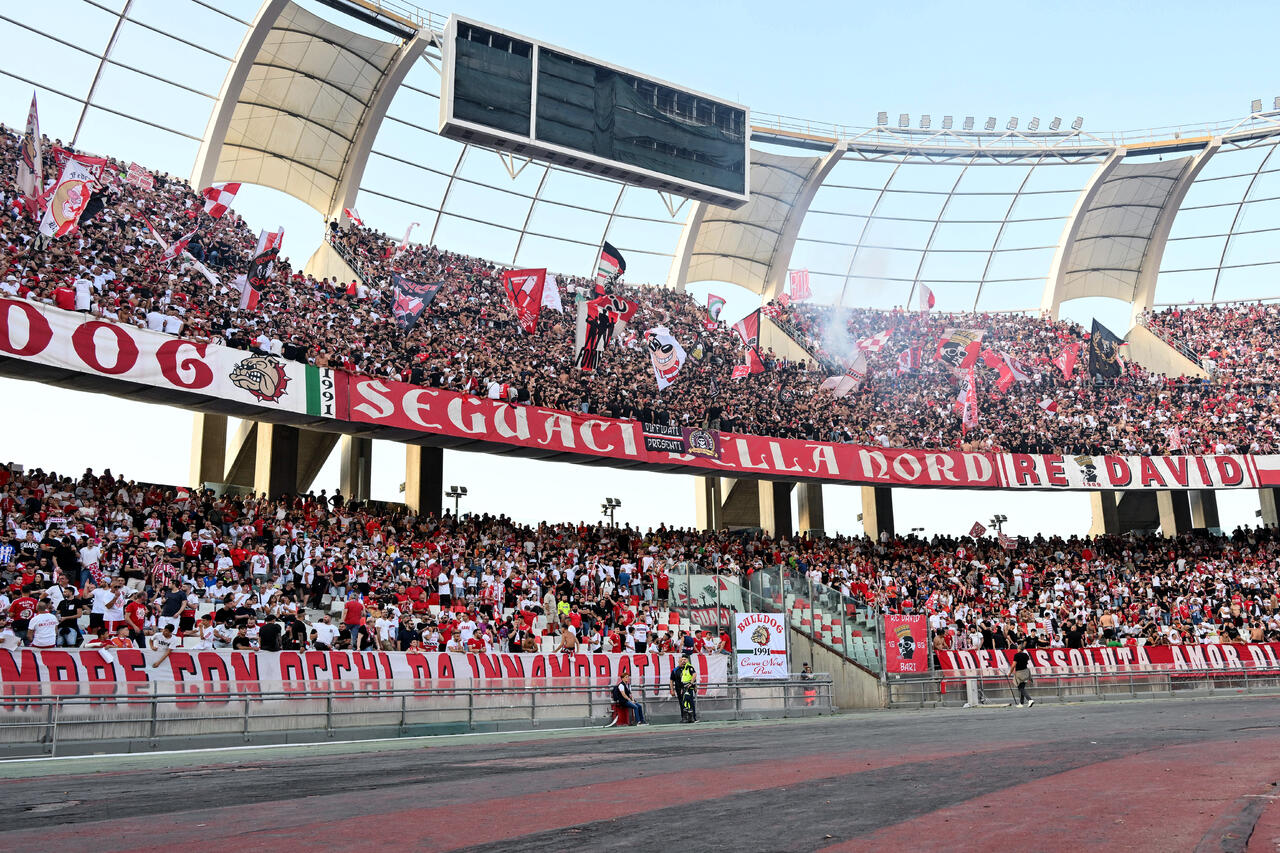 Curva Nord Bari