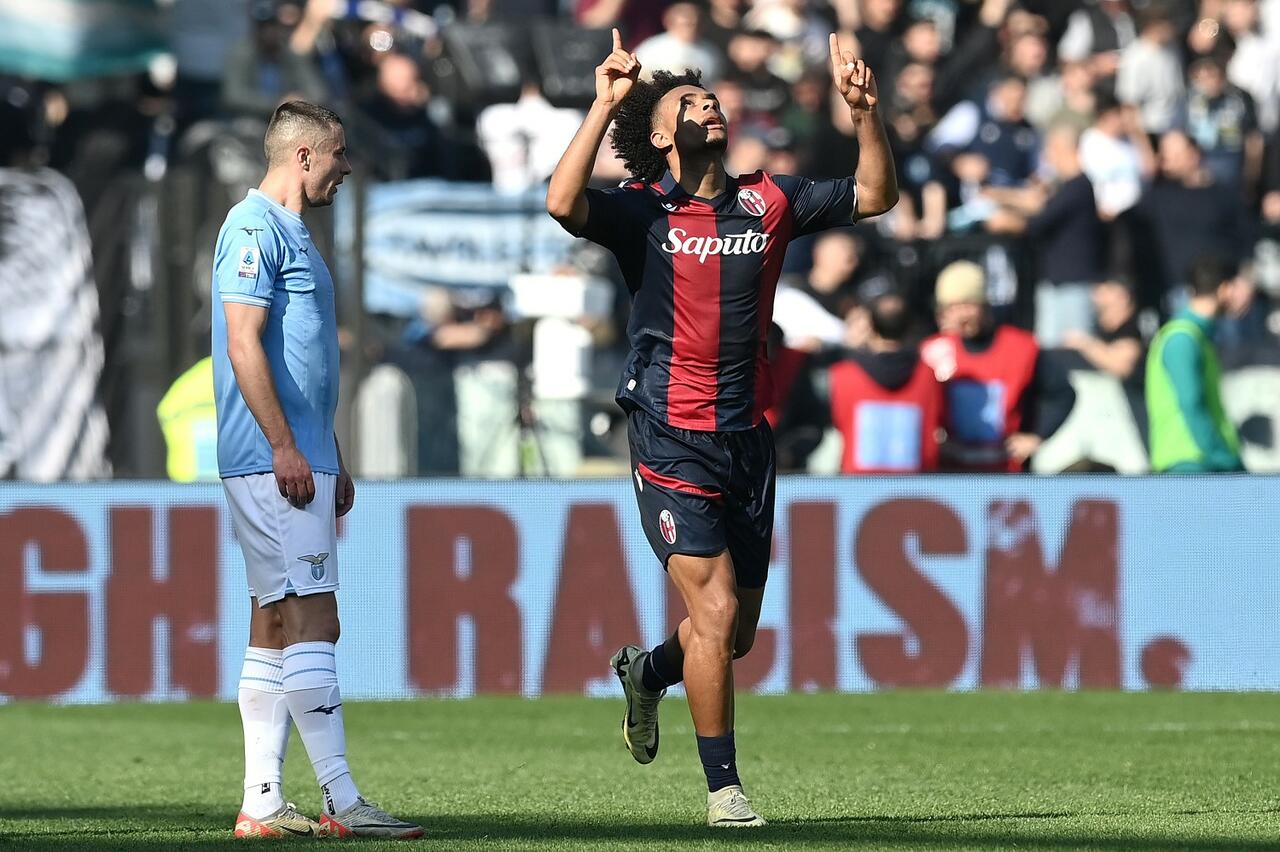 Joshua Zirkzee Bologna