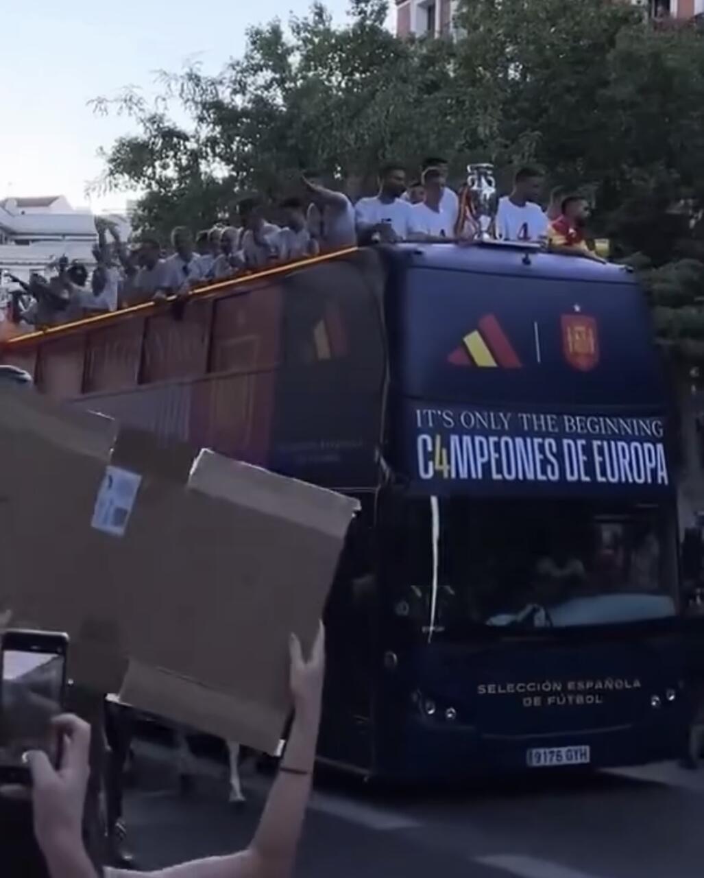 Álvaro Morata e il cartello che lo ha fatto innervosire