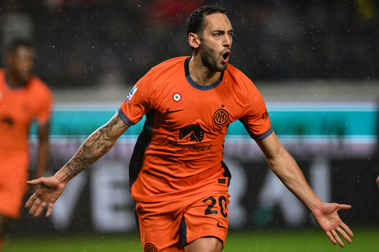 Hakan Calhanoglu
