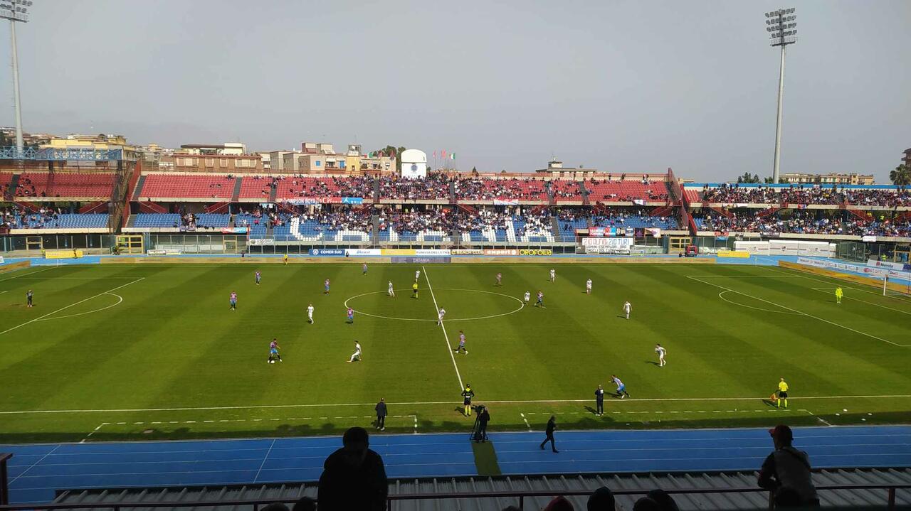 Intervallo Catania-Crotone