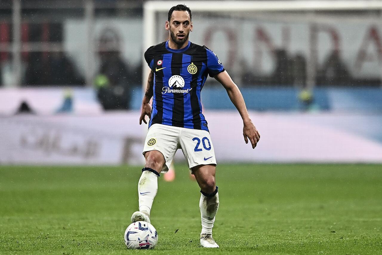 Hakan Calhanoglu